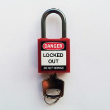 Brady Compact safe padlock 25MM SHA KD RED 6PC