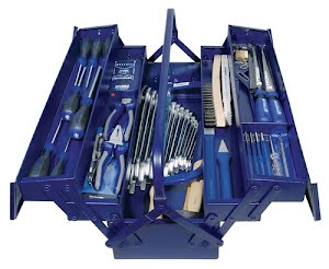 Assortiment d'outils 60 pièces dans mallette en plastique incluant détecteur de